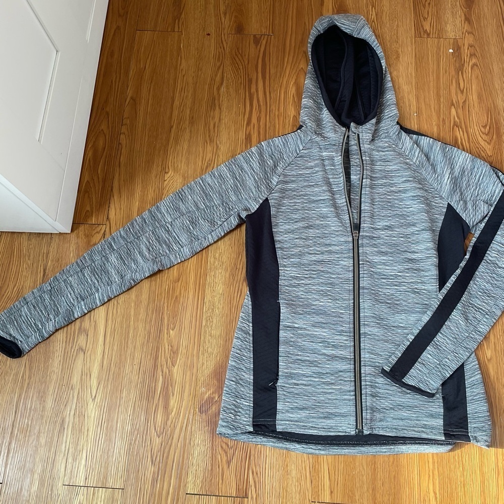 Athlete Snowscape Jacket
Size S - Picture 11 of 11